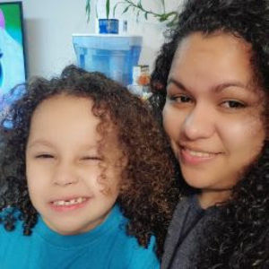 Meet your Posher, Yuridia